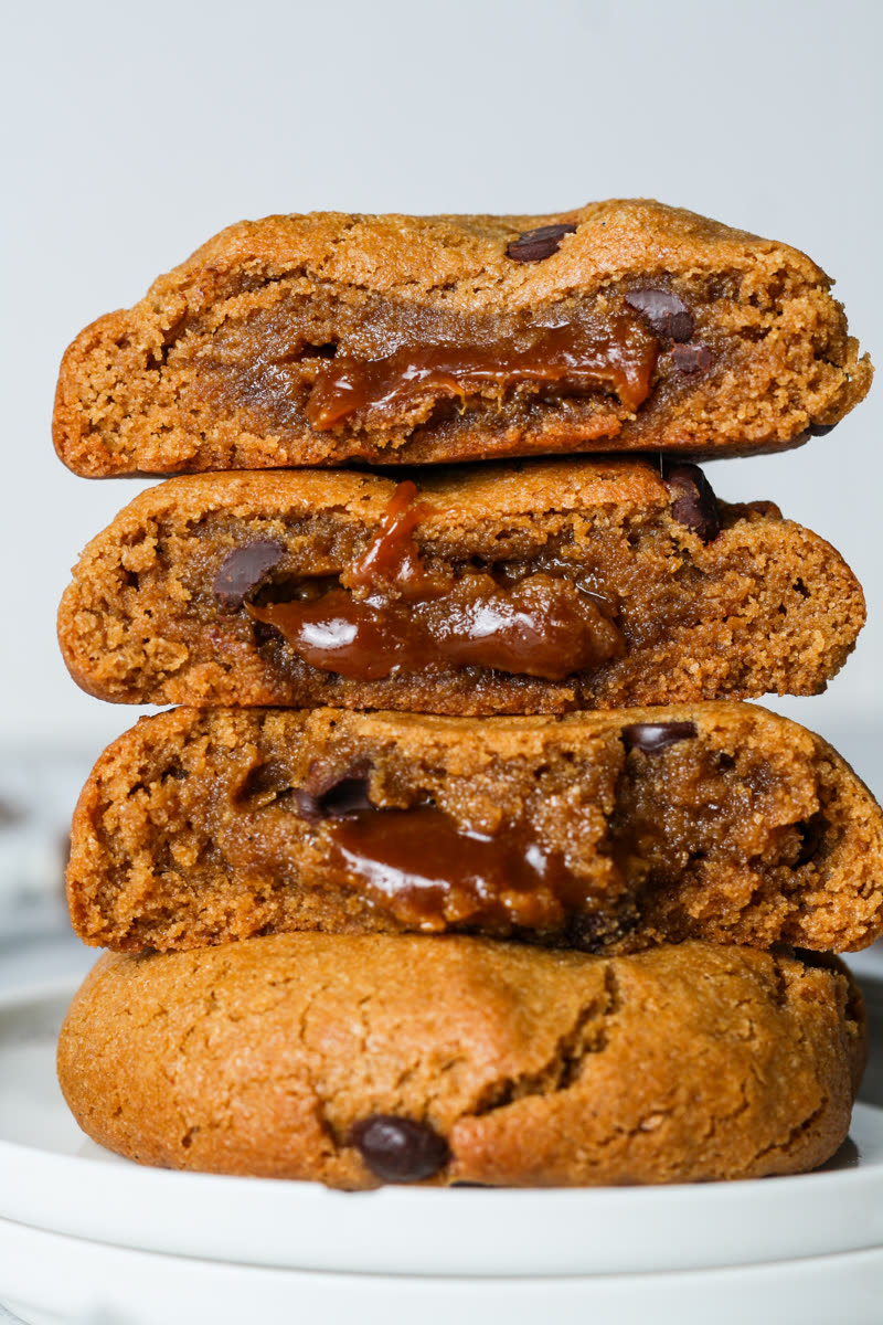 Caramel stuffed cookies